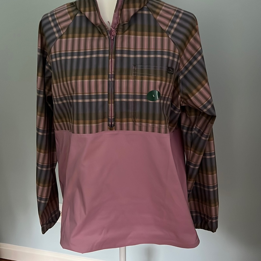 NWT LL Bean top Large